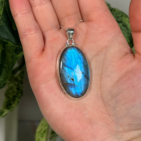 Labradorite pendant D