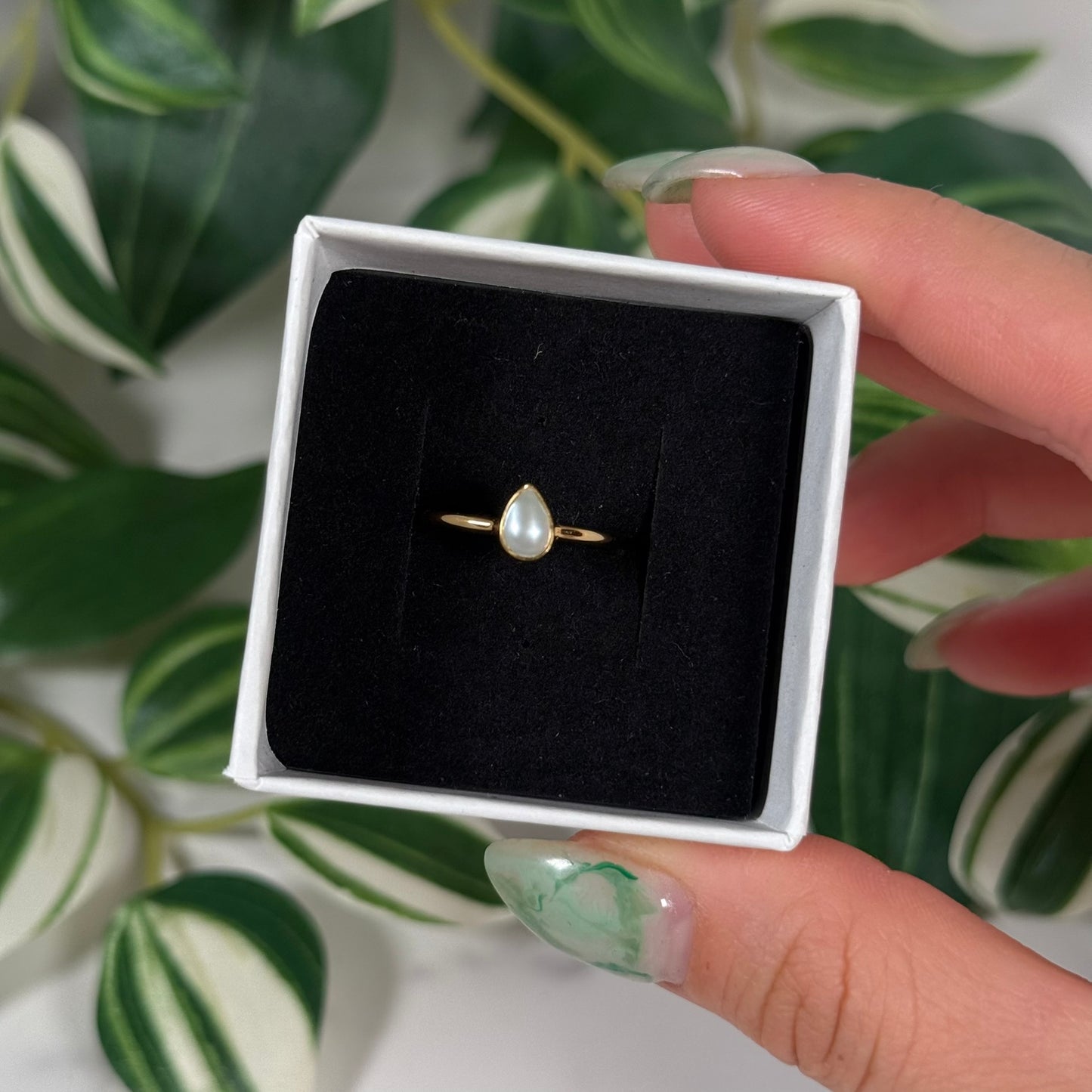 Size 6 gold plated pearl ring