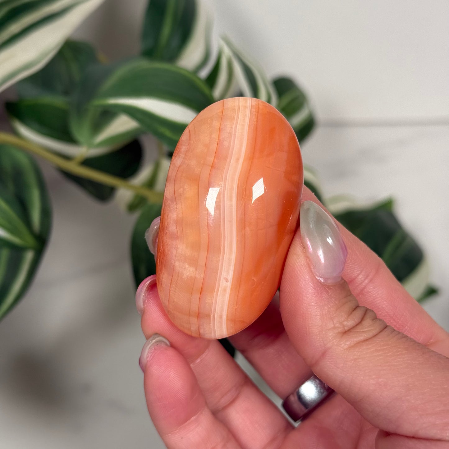 Carnelian palmstone 11