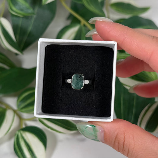 Size 6 Emerald ring A