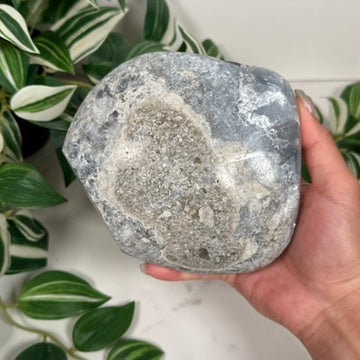 Celestite freeform