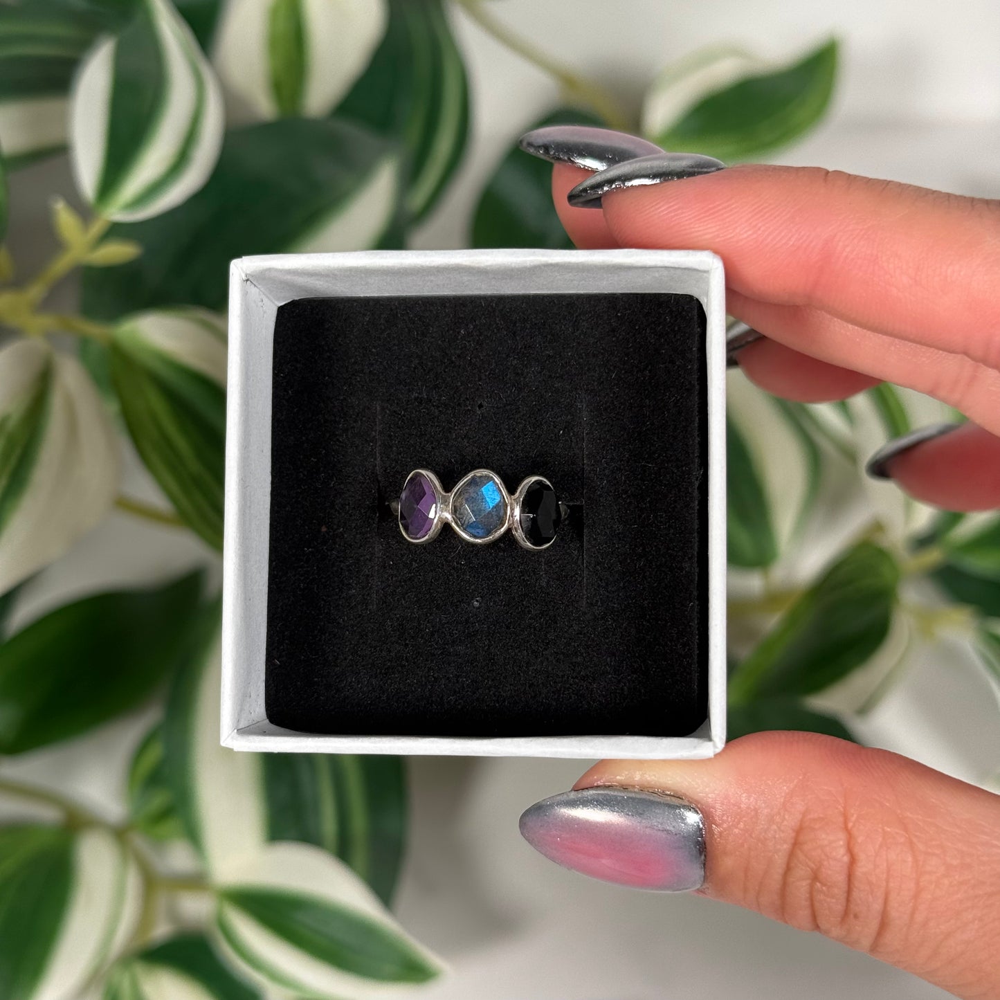 Size 5 amethyst/labradorite/onyx ring