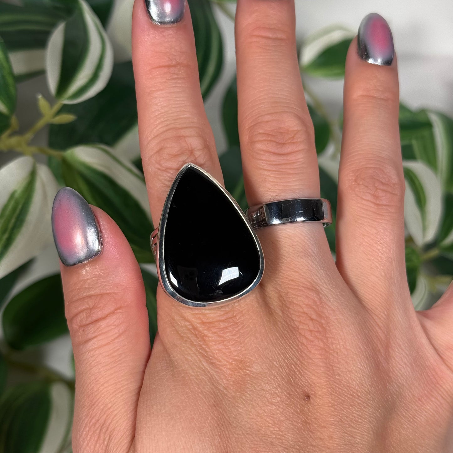 Size 12 onyx ring