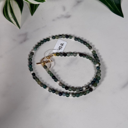 Moss agate and pearl gold clasp necklace