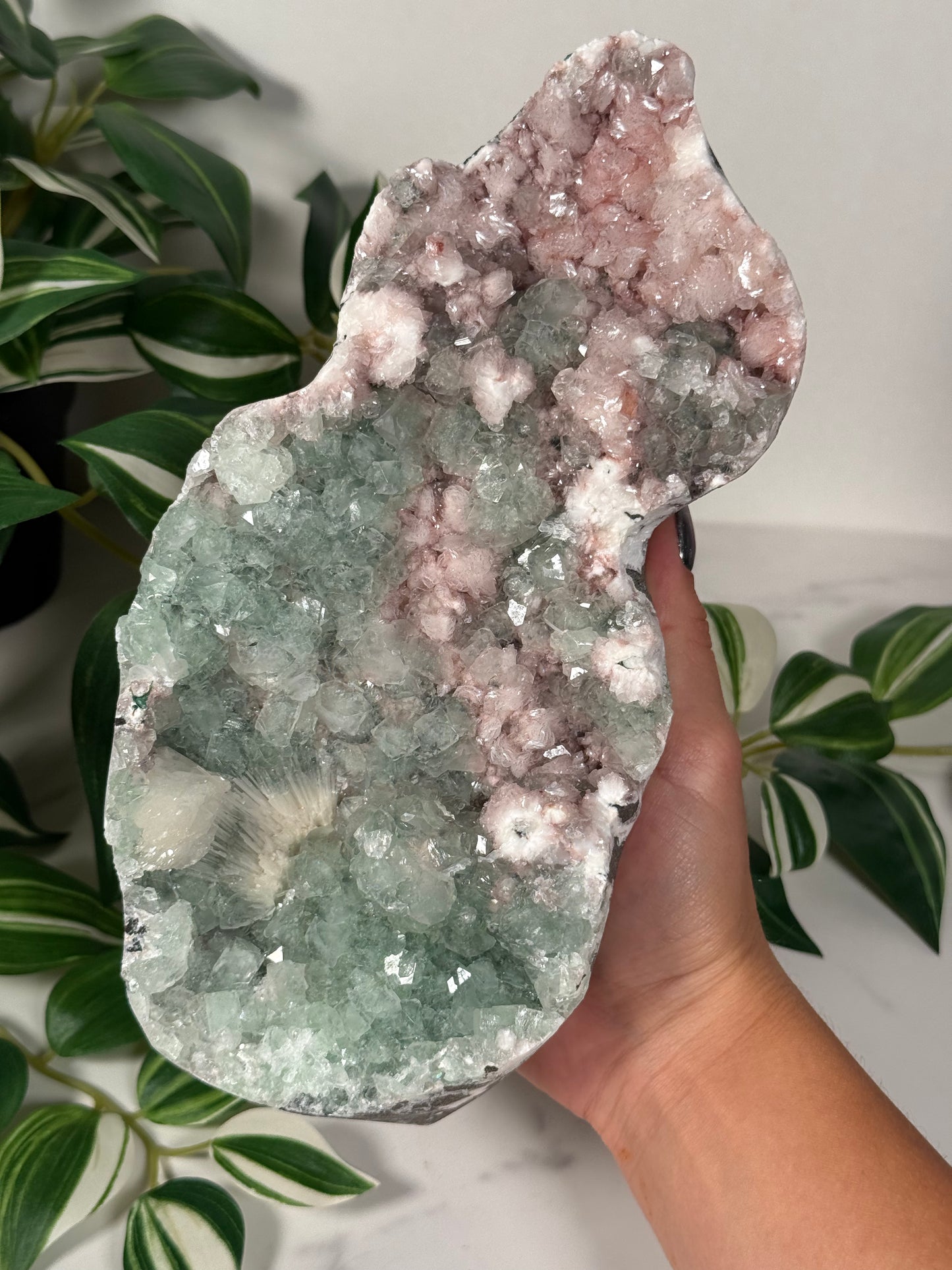 Pink heulandite with green apophyllite 555*