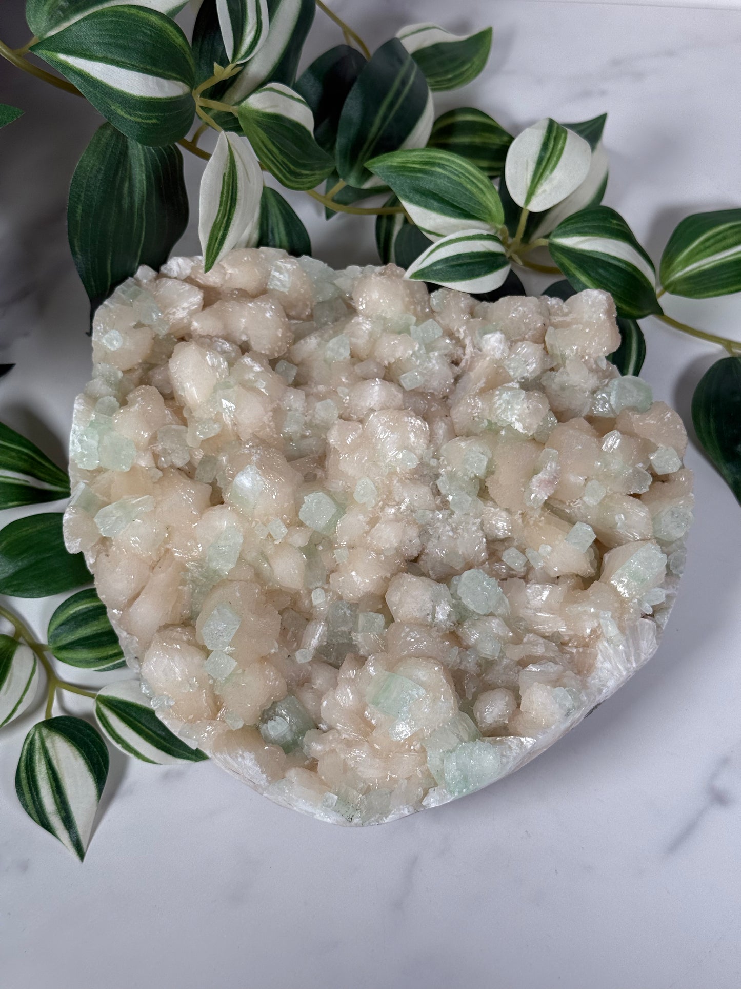 Green apophyllite with stillbite