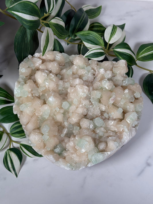 Green apophyllite with stillbite