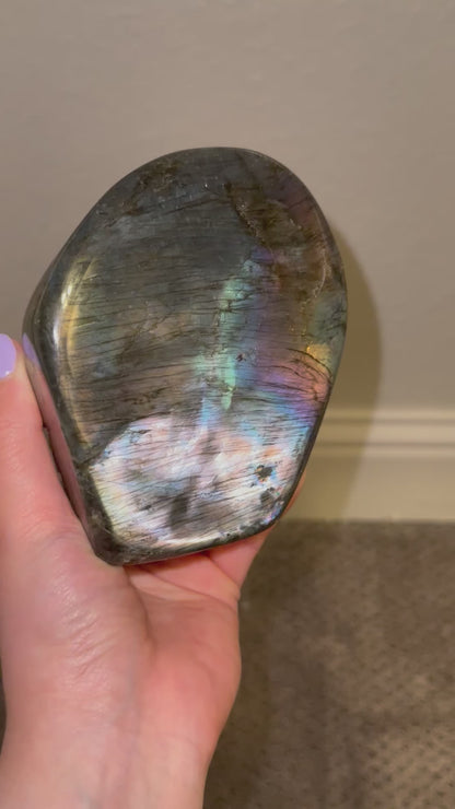 HQ labradorite freeform 231